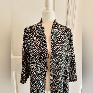 😊Beautiful JM Collection black & white jacket! Size OX! 3 button closure!